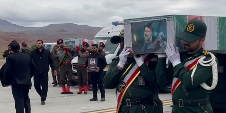 İbrahim Reisi'nin cenazesi, Tebriz’den ayrıldı