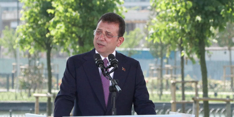 İmamoğlu: Hizmet dönemi başlamıştır