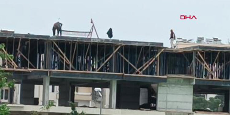 İnşaat işçileri 1 Mayıs'ta da çalışmalarını sürdürdü