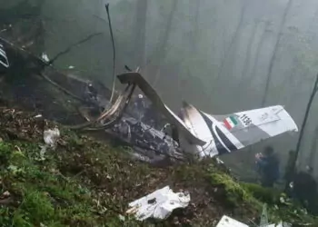 İran kızılayı, helikopter kazasının görsellerini paylaştı