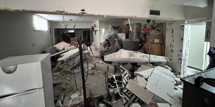 Isparta'da 6 katlı apartmandaki dairede patlama: 1 yaralı