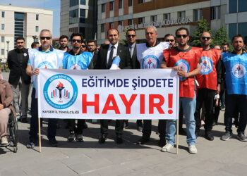Eğitimcilerden, İstanbul'da okul müdürünün öldürülmesine tepki