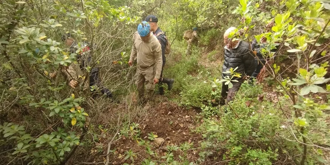 Balıkesir'de kaybolduktan 316 gün sonra öldüğü ortaya çıkan korhan berzeg'in kafatası ve kemikleri, 84 yıl önce ölen babasının mezarının yanına defnedilecek.