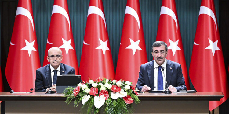 Kamuda tasarruf dönemi başlıyor: İşte alınan tedbirler