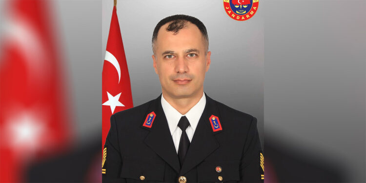 Kavgaya müdahale ederken yaralanan astsubay, şehit oldu