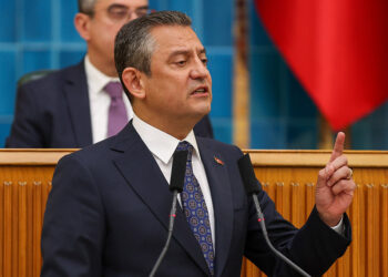 Kendi adaylığımı dayatmak gibi bir hata yapmayacağım