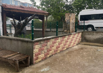 Keşan'da dolu ve sağanak etkili oldu