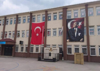 Kocaeli'de 'milyonluk ek ders yolsuzluğu' iddiası