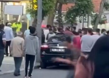 Küçükçekmece'de iş yerinde patlama