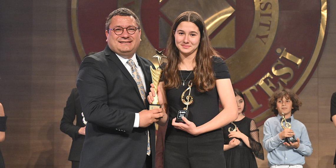 Kültür ve müzik yarışması Gelecek Sahne'nin kazananı belli oldu