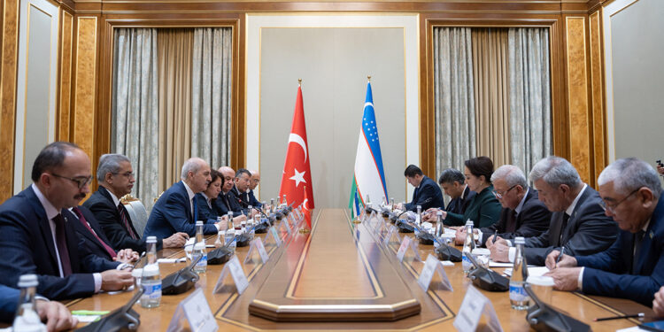 Kurtulmuş, Özbekistan Ali Meclisi Senato Başkanı ile görüştü