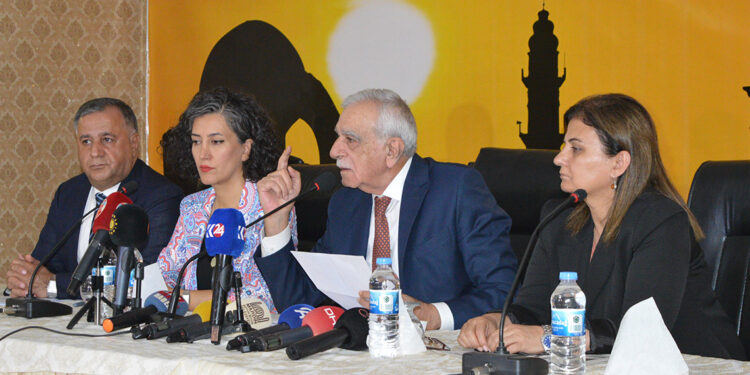 Mardin Başkanı Ahmet Türk'ten kayyum tepkisi