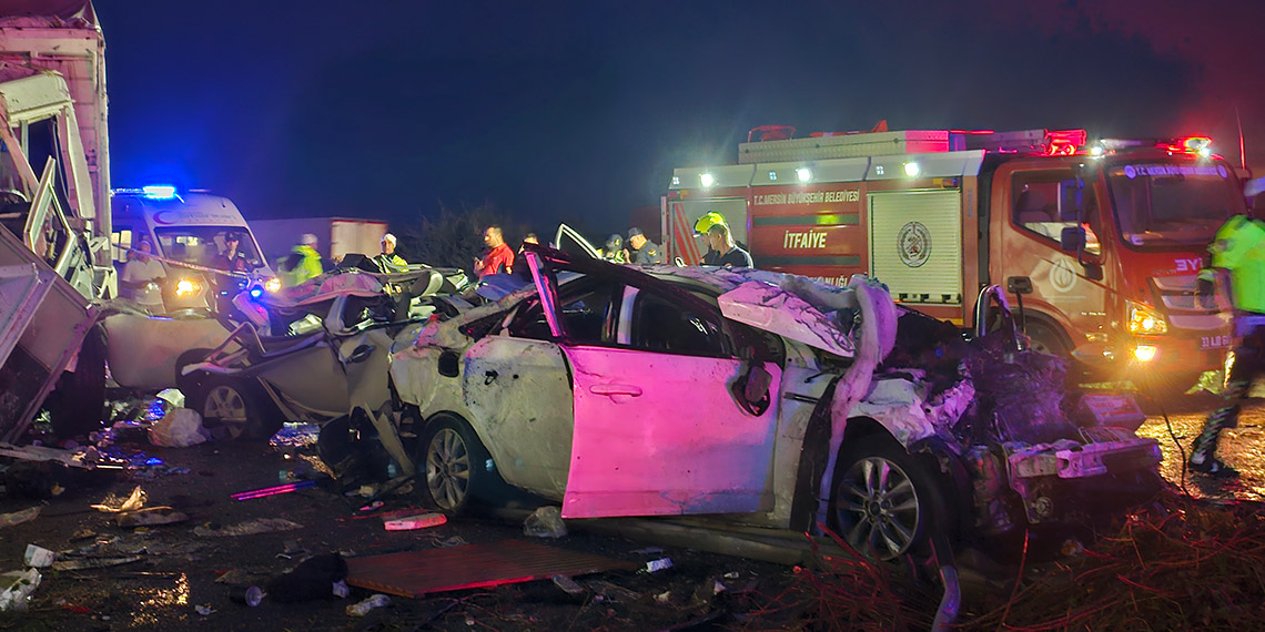 Mersin'deki kazada ölen 10 kişinin kimlikleri belli oldu