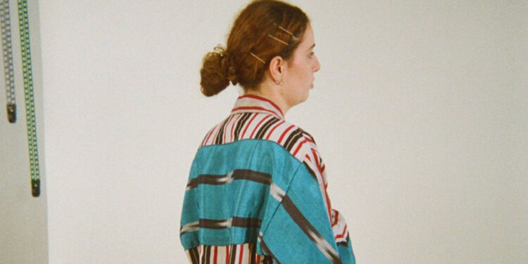 Modacı Zeynep Ağırbaş, yeni koleksiyonu ‘Sev Kardeşim’i tanıttı