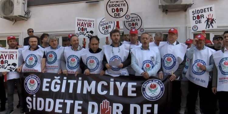 Müdür İbrahim Oktugan'ın öldürülmesine protesto