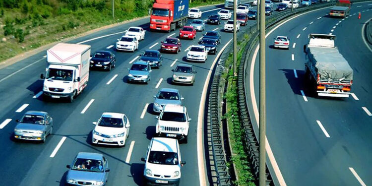 Nisanda trafiğe kaydı yapılan taşıt sayısı 196 bin 309