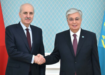 Numan Kurtulmuş Kazakistan Cumhurbaşkanı ile görüştü