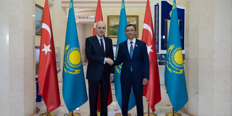 Numan Kurtulmuş, Kazakistan Senatosu Başkanı ile görüştü