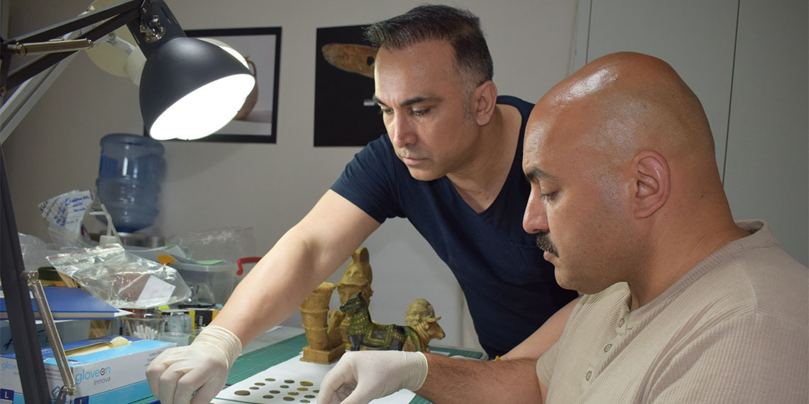 Batman ve Siirt’te 2023'te güvenlik güçlerince düzenlenen tarihi eser kaçakçılığı operasyonlarında ele geçirilerek, Batman Müzesi’ne teslim edilen 7 bin 276 eserin yüzde 30'u imitasyon çıktı.