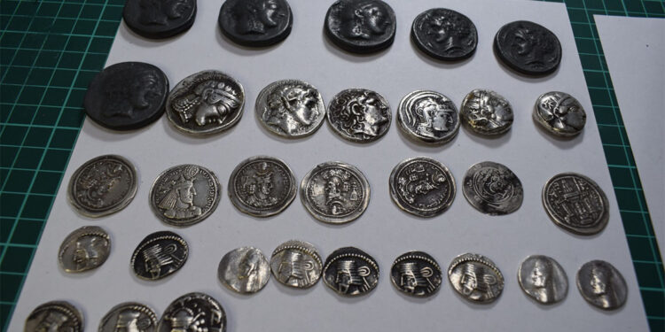 Operasyonda ele geçirilen 7 bin 276 eserin yüzde 30'u imitasyon çıktı