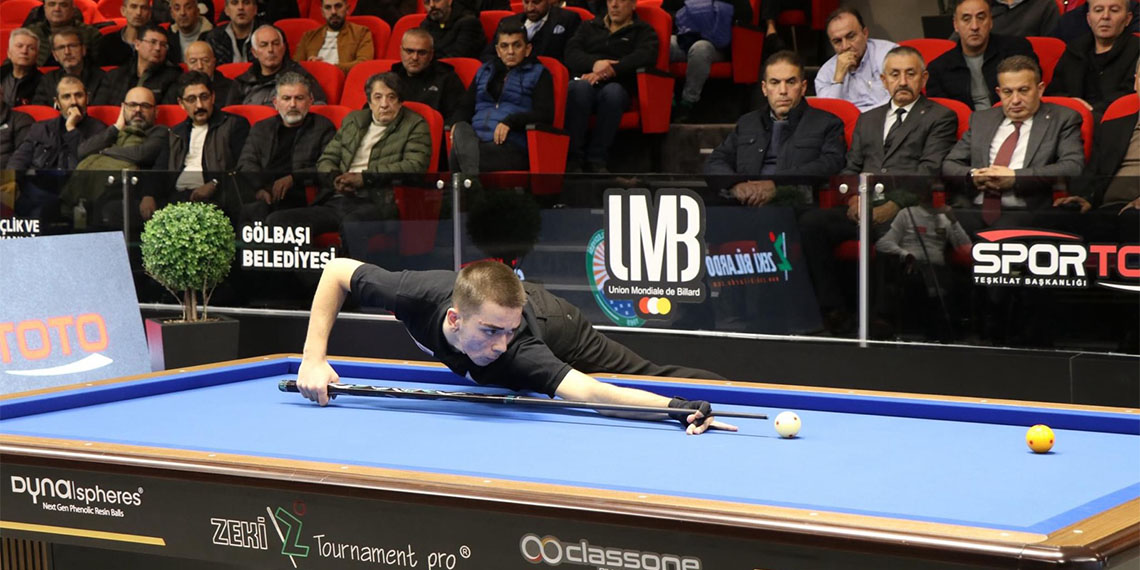 Futbolcu olmak yerine bilardoyu seçen Avrupa şampiyonu Burak Haşhaş, "Dünyada bilardo deyince ilk sırada Türkiye geliyor" dedi.