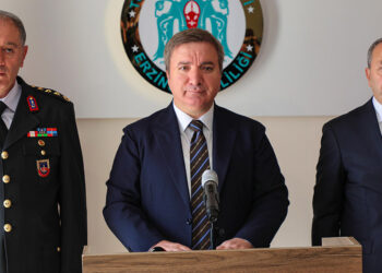 Önceliğimiz toprak altındaki 5 vatandaşımızı bulmak