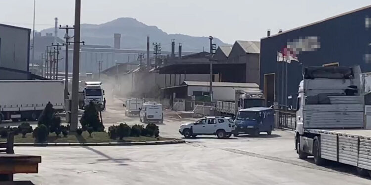 Osmaniye'de kireç silosu çöktü; 2 ölü