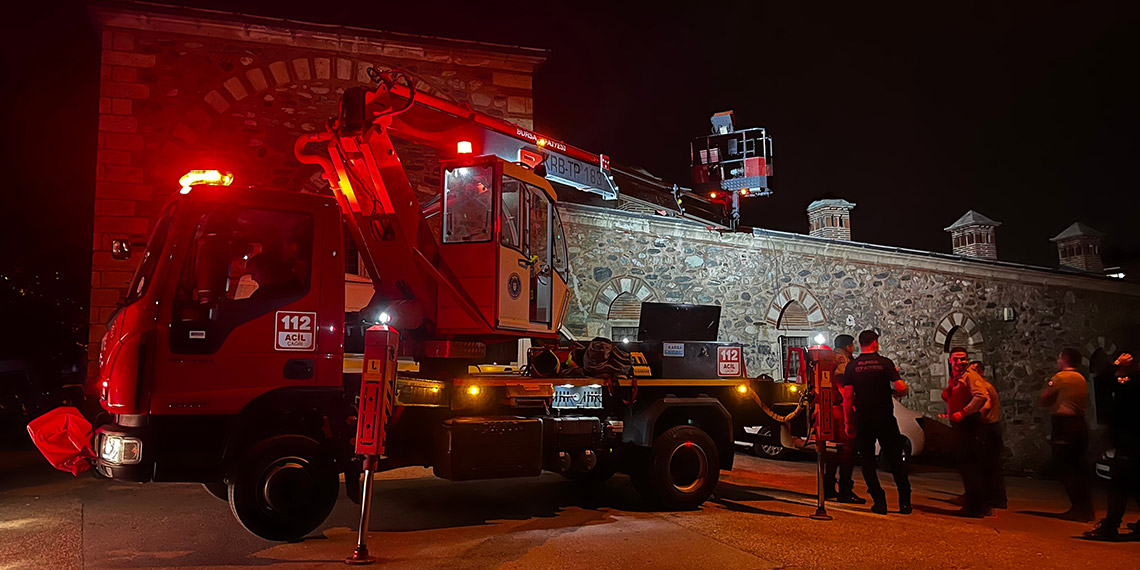 Osmanlı'nın ilk hastanesi Yıldırım Darüşşifası'nda hırsızlık girişimi