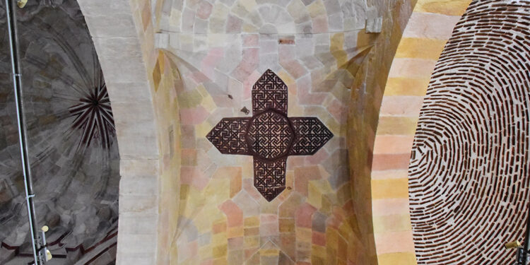 Prof. Dr. Eser'den Divriği Ulu Camisi'ndeki motif açıklaması