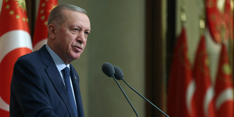 Profesörler 'Gazze'de katliam dursun' dedikleri için linç ediliyor