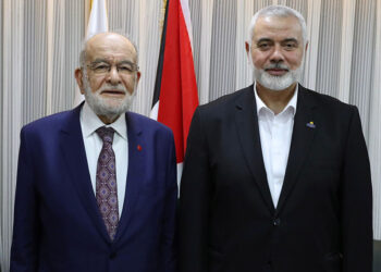 Karamollaoğlu Hamas Siyasi Büro Başkanı ile görüştü