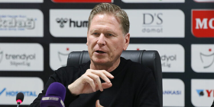 Maçtan önce taktiğimizi belirlemiştik