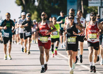 Salomon Çeşme Yarı Maratonu koşuldu