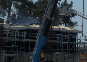 Sancaktepe'de hastane inşaatında yangın