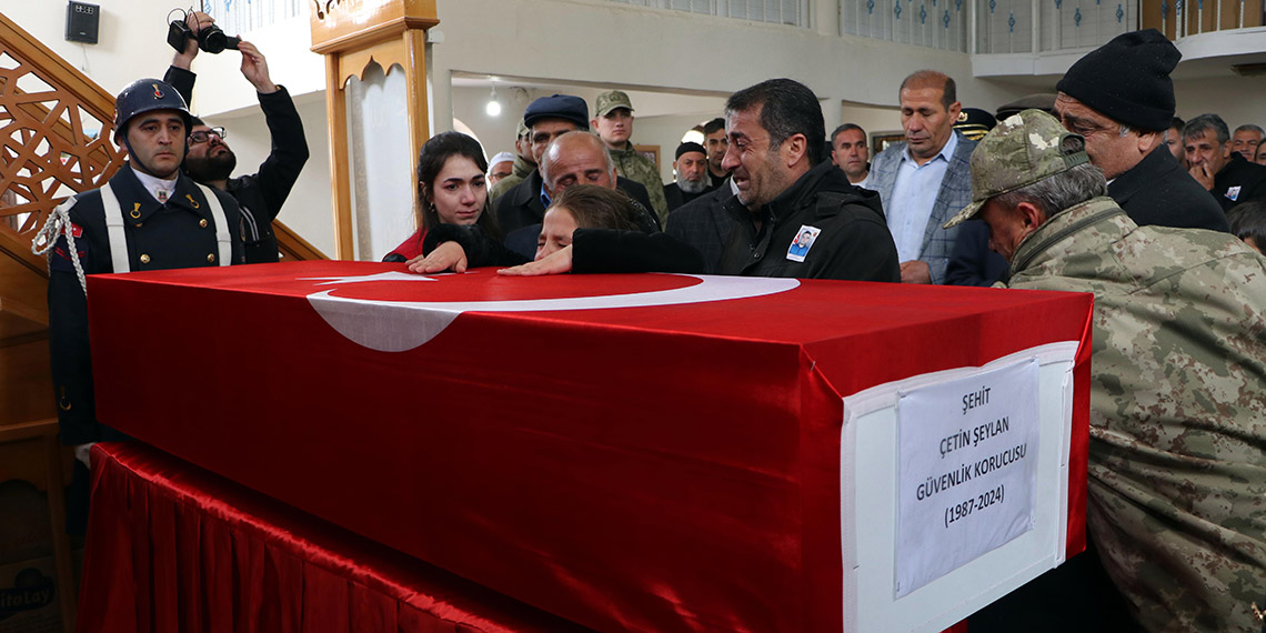 Şehit Çetin Şeylan, son yolculuğuna uğurlandı