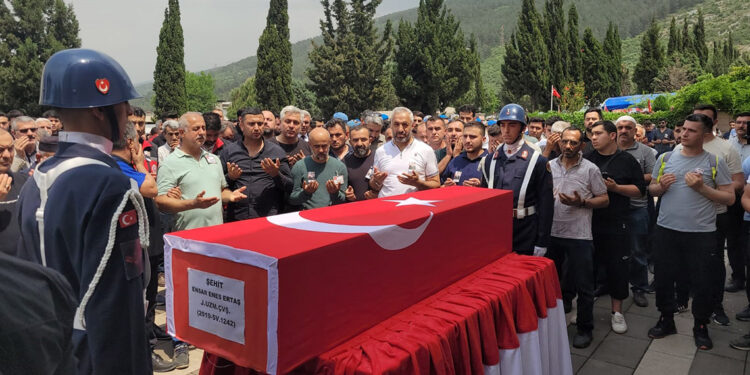 Şehit Ensar Enes Ertaş, Hatay'da toprağa verildi