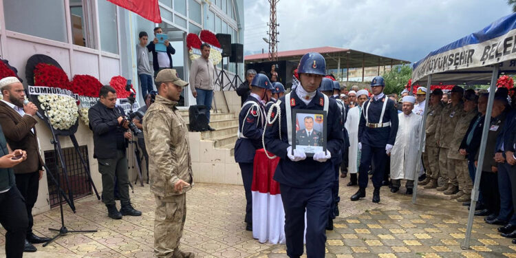Şehit astsubay Mustafa Yaşar, Hatay'da toprağa verildi