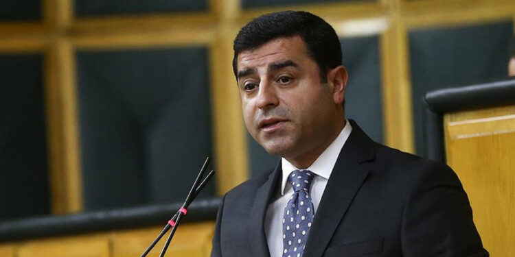 Selahattin Demirtaş'ın yargılandığı davada duruşma ertelendi