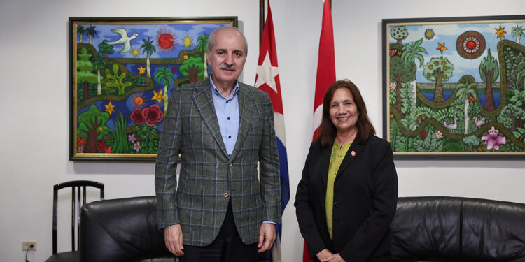 TBMM Başkanı Numan Kurtulmuş Küba’da