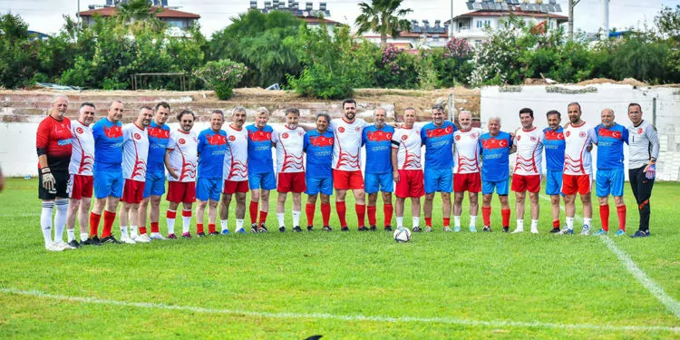 Tbmm parlamento-meclis futbol takımı, dostluk maçı yaptı