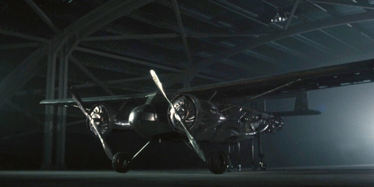 THY'nin ilk uçağın heykeli yapıldı