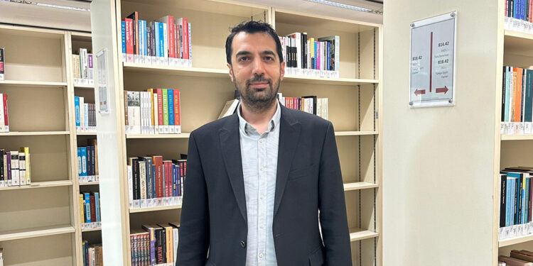 Toplumdaki şiddet vakaları artıyorsa okullarda da artıyor