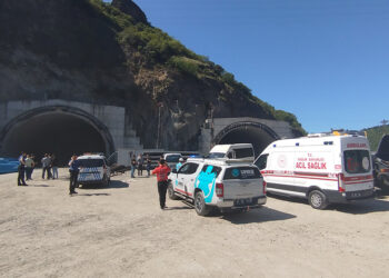 Trabzon'da tünel inşaatında iskele çöktü: 1 işçi yaralı