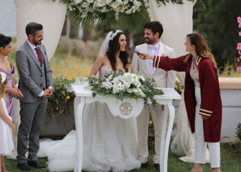 Üç Kız Kardeş final yapıyor