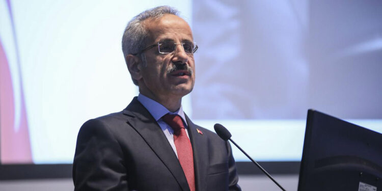 Uraloğlu'ndan İstanbul Havalimanı'ndaki kazayla ilgili açıklama