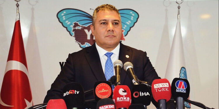 CHP'nin yaptığı hatalar memlekete zarar veriyor