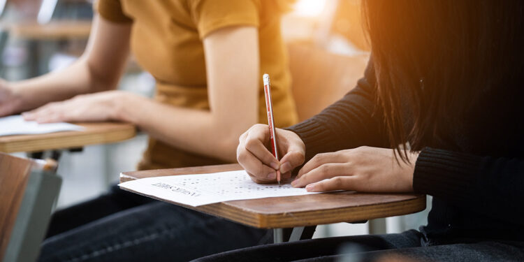 YKS deneme sınavları: Hayal kırıklığı ve beceriksizlik sergisi