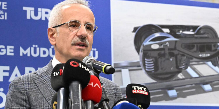 Yerli ve milli vagonlar Türkiye'nin yükünü taşıyacak