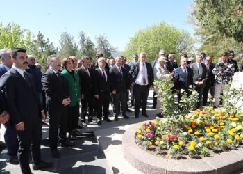 Yunus Emre vefatının 703'üncü yıl dönümünde anıldı