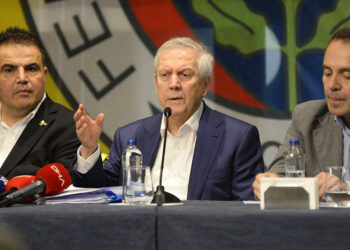Fenerbahçe raydan çıktı